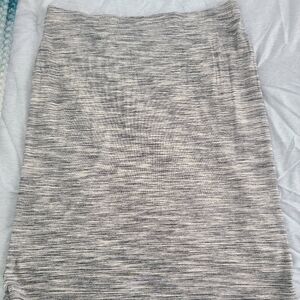 Women's athletic skirt